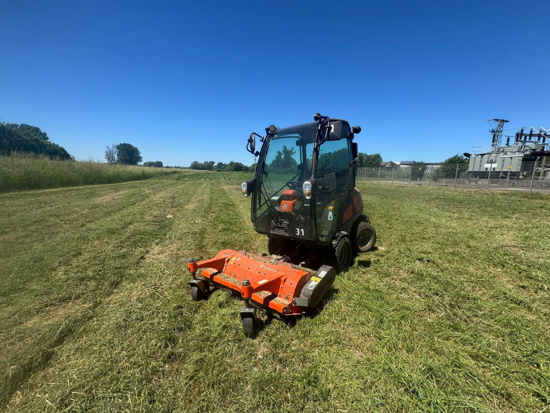 Moderne Maschinentechnik von Garten Schmalzried im Einsatz